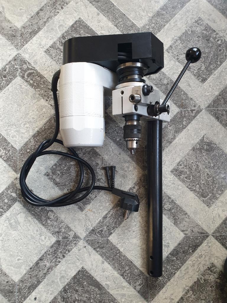 NIEUWE EMCO 3 FREESKOLOM, Doe-het-zelf en Verbouw, Draaibanken, Ophalen of Verzenden, Nieuw, Metaaldraaibank