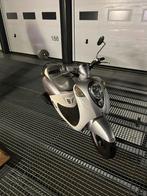 Mio 50cc snor, 49 cc, Zo goed als nieuw, Benzine, Maximaal 25 km/u