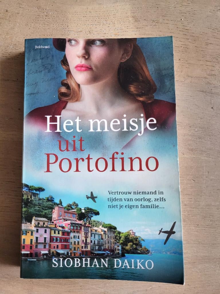 roman Het meisje uit POrtofino - Siobhan Daiko, Ophalen of Verzenden, Zo goed als nieuw