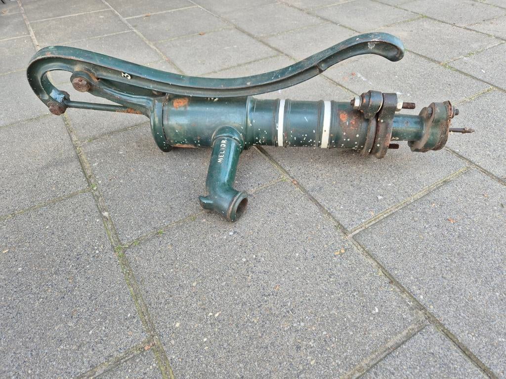 Antieke gietijzeren handpomp waterpomp, Ophalen, Gebruikt, Overige typen, Onbekend