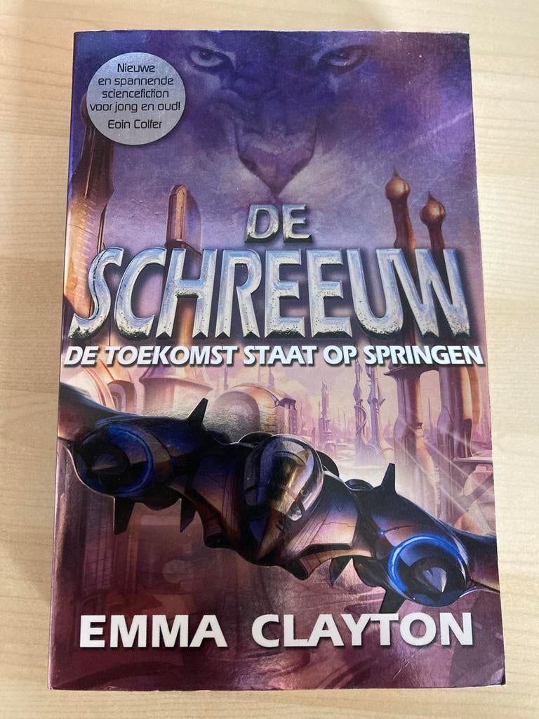 De Schreeuw - Emma Clayton, Boeken, Science fiction, Zo goed als nieuw, Ophalen of Verzenden