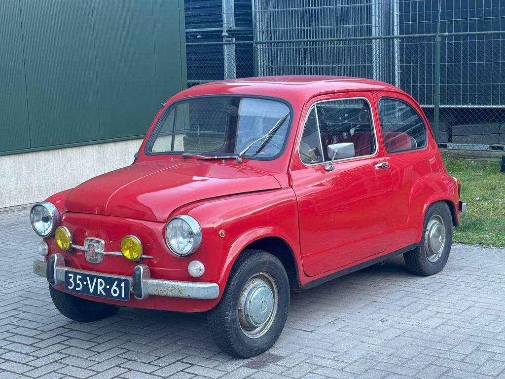 Zastava 750 0.8 S 1978 Rood fiat 600, Auto's, Overige Auto's, 4 cilinders, Origineel Nederlands, Handgeschakeld, Particulier