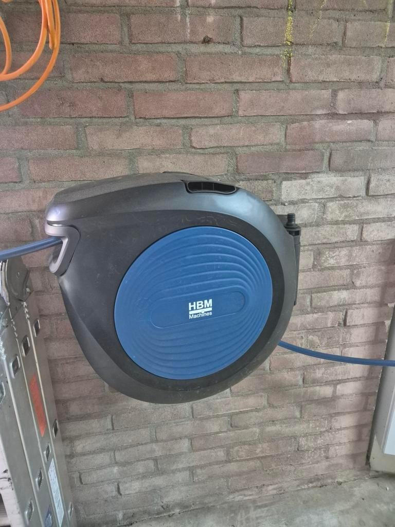 HbM wandslangenbox 35m, Ophalen, Zo goed als nieuw, Tuinslang