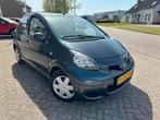 Toyota Aygo 1.0-12V Access Airco, Nieuwe APK, Auto's, Voorwielaandrijving, Gebruikt, 4 stoelen, 68 pk