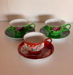 Drie kop en schotels, twee groen, één rood, Ophalen