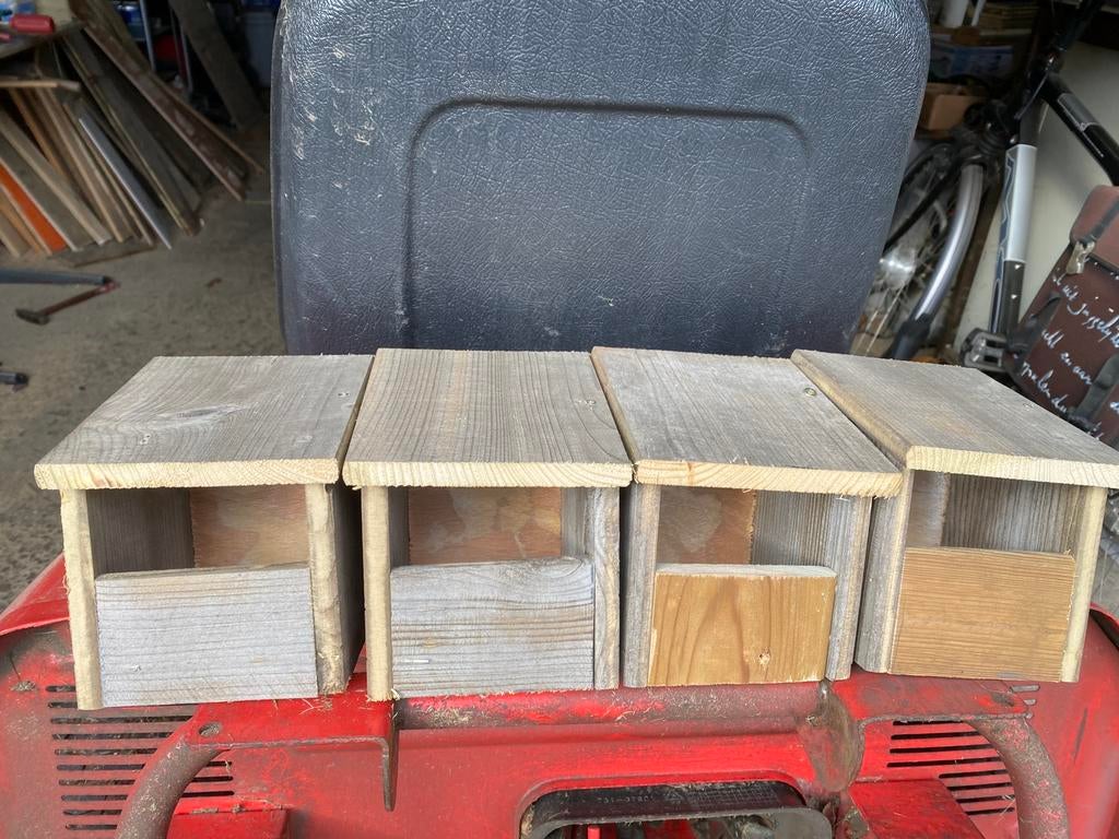 Vogelhuisjes voor roodborstjes merel mussen, Dieren en Toebehoren, Vogels | Hokken en Kooien, Ophalen of Verzenden, Hout, Vogelkooi