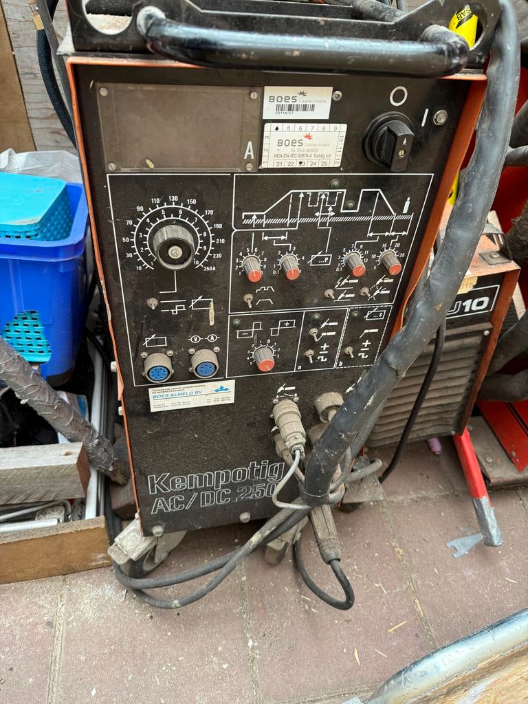 Kempotig AC/DC 250 lasapparaat, Doe-het-zelf en Verbouw, Gereedschap | Lasapparaten, Ophalen, Gebruikt, 250 ampère of meer, Tig