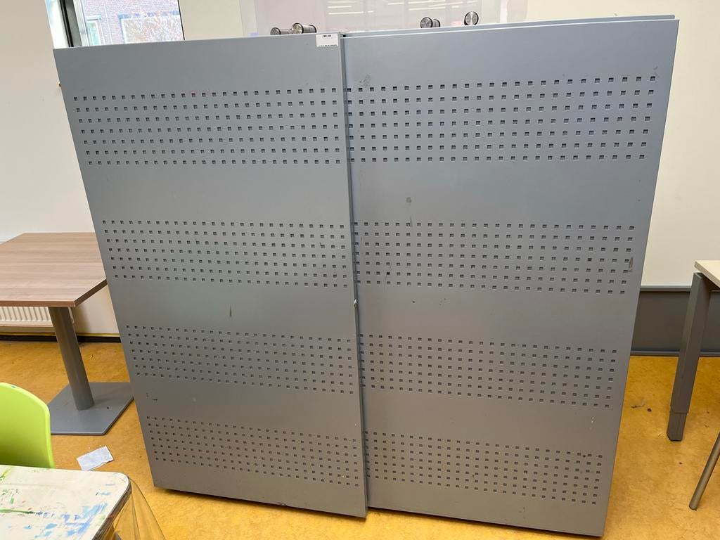 X 3 Metalen archiefkast met schuifdeuren, Huis en Inrichting, Kasten | Roldeurkasten en Archiefkasten, Gebruikt, 150 tot 200 cm