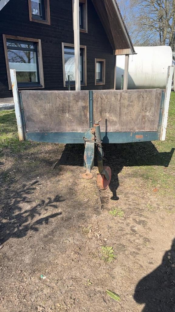 Platte wagen / Balenwagen - 6m lang, 1.80m breed, Ophalen