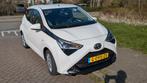 Toyota Aygo 1.0 VVT-i x-play|Carplay|Camera|Airco, Voorwielaandrijving, USB, Stof, Zwart