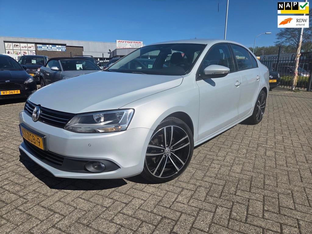 Volkswagen Jetta 1.2 TSI Comfort Executive Line, Voorwielaandrijving, Euro 5, Gebruikt, 4 cilinders