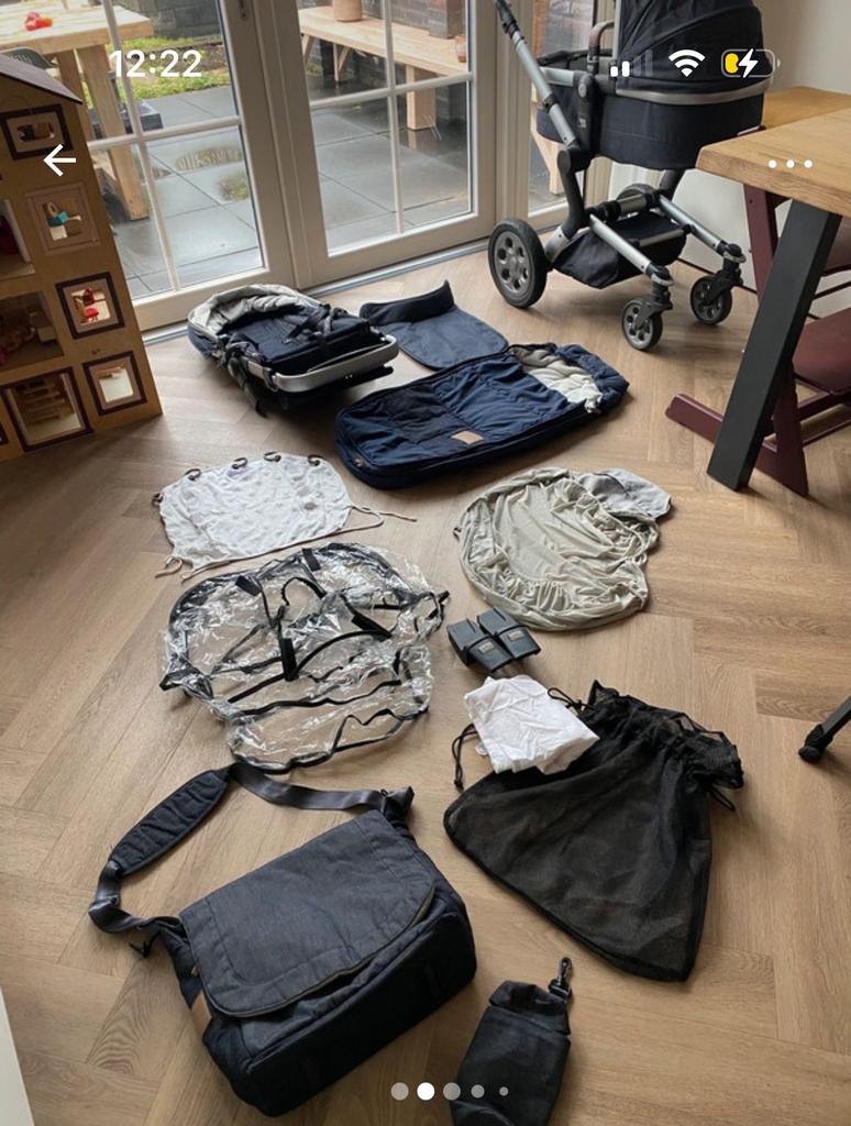 Joolz kinderwagen met reiswieg en accessoires, Kinderen en Baby's, Kinderwagens en Combinaties, Overige merken, Gebruikt, Ophalen of Verzenden