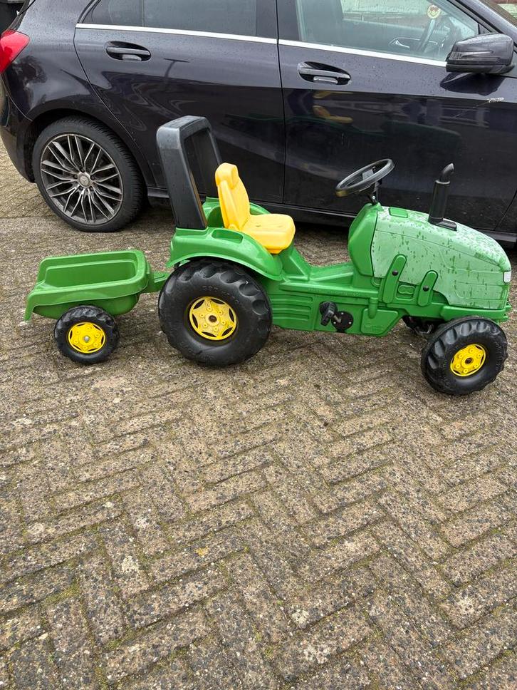 John Deere kindertrekker met Aanhanger, Kinderen en Baby's, Speelgoed | Buiten | Voertuigen en Loopfietsen, Gebruikt, Trapvoertuig