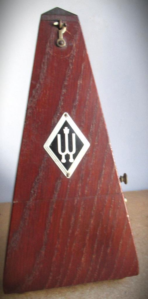 Metronoom~Antieke Wittner metro noom~BPM aanpasbaar, Muziek en Instrumenten, Instrumenten | Toebehoren, Gebruikt, Overige instrumenten