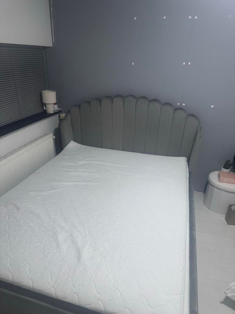 Beliani Tweepersoonsbed 180x200 incl. matras en topper, Huis en Inrichting, Ophalen, Gebruikt, Tweepersoons, 180 cm