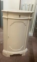 Brocante hoekkastje opknapper, Ophalen, Gebruikt