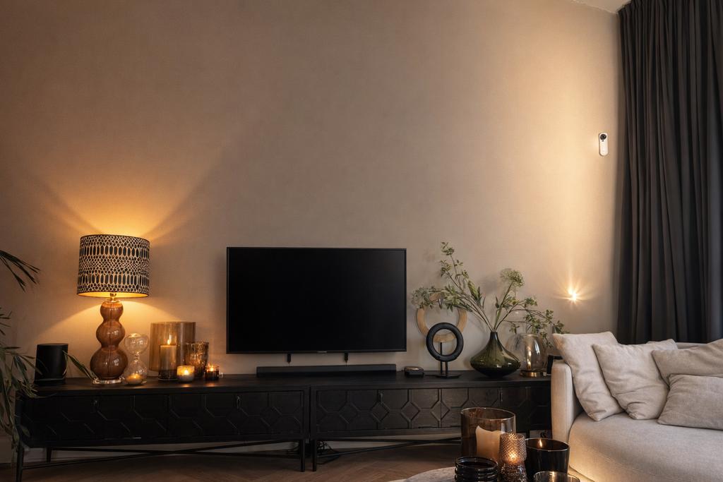 Tv Meubel /wand dressoir, Ophalen, Minder dan 50 cm, Eikenhout, Zo goed als nieuw