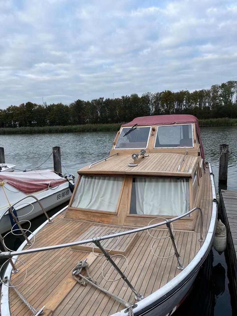 Trojan motorboot met Solé Mini-29 diesel met weinig vaaruren, Ophalen, Gebruikt, Binnenboordmotor, Diesel