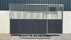 Nieuwe voorwand met schuifdeur links/rechts | 4000 x 2300 mm, Weidegang, 4 paarden of pony's of meer