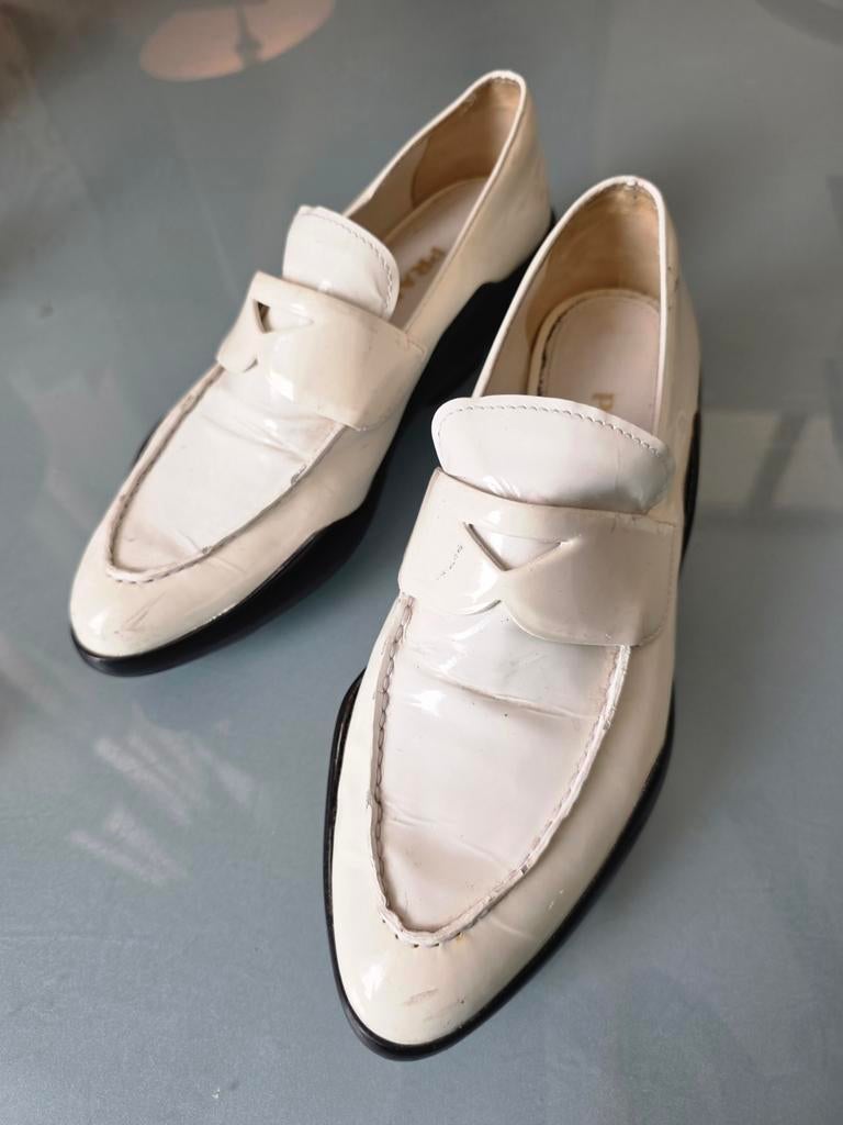 Prada penny loafers 39 creme lakleer zwart rubber vintage, Ophalen of Verzenden