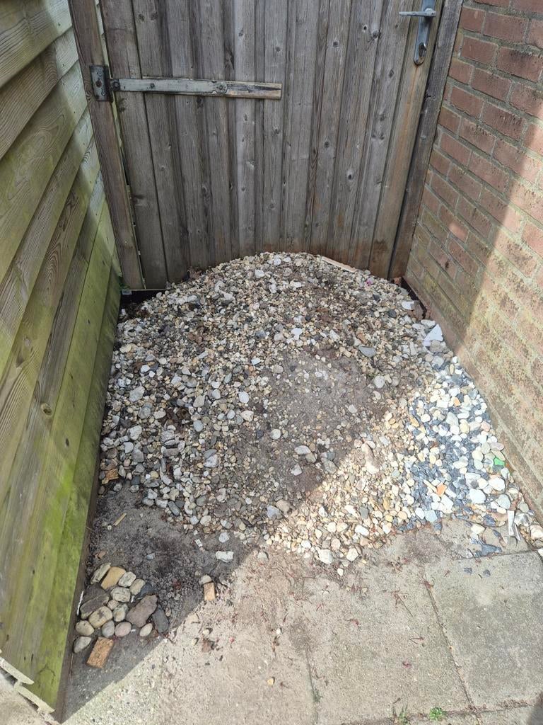 Gratis: ongeveer 2 kruiwagens grind, Ophalen, Gebruikt