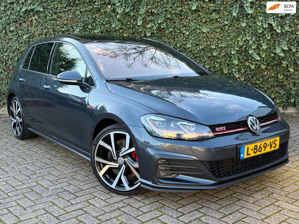 Volkswagen Golf 2.0 TSI GTI Performance | Pano | ACC | Dyn-A, Auto's, Volkswagen, 1345 kg, Gebruikt, 4 cilinders, 1984 cc