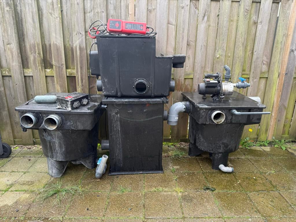 AEM trommelfilter met bewegendbed en 2 filterbakken, Tuin en Terras, Ophalen, Gebruikt