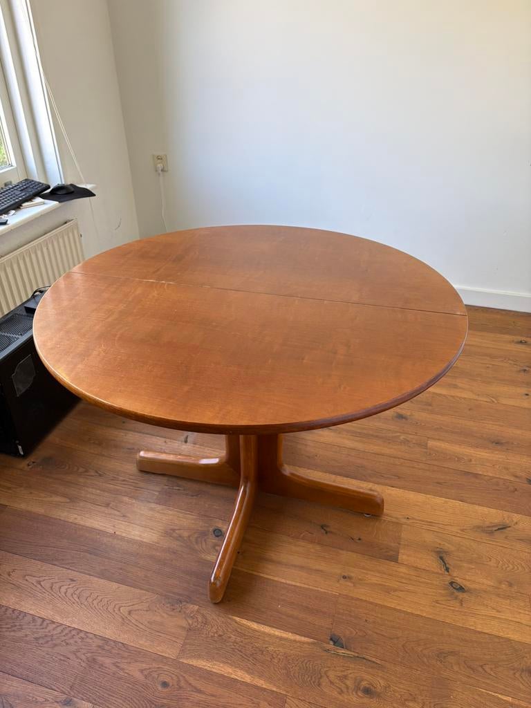 Vintage Casala eettafel uitschuifbaar jaren 60, Huis en Inrichting, Tafels | Eettafels, Ophalen, Zo goed als nieuw, Rond, 100 tot 150 cm