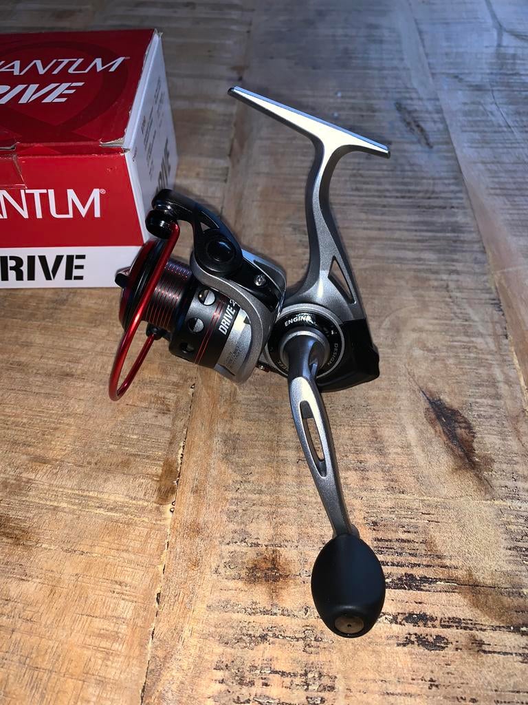 Nieuwe Quantum Drive 2000 molen, 9 lagers & alu spoel, Watersport en Boten, Ophalen of Verzenden, Nieuw, Molen