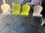 Set van 4 tuinstoelen - 2x wit, 2x groen, Huis en Inrichting, Stoelen, Kunststof, Gebruikt, Wit, Ophalen of Verzenden