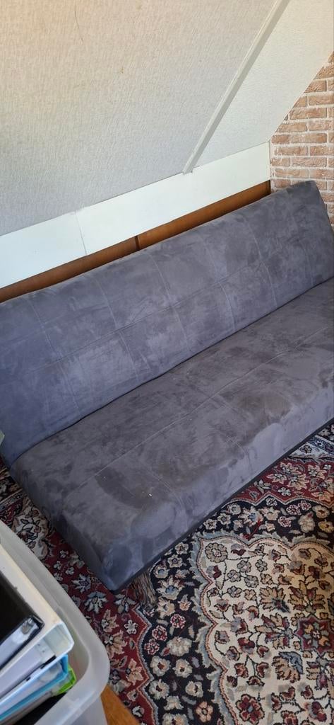 Grijs uitklapbaar bedbankje - gratis afhalen, Huis en Inrichting, Gebruikt, Tweepersoons, Ophalen of Verzenden, Overige maten