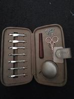 Haaknaaldenset, Ophalen, Haken