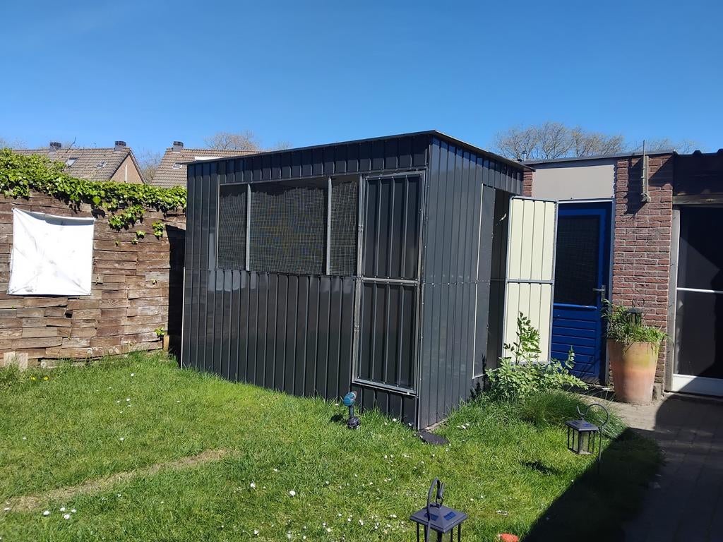 Vogelvolière plus buiten volière, Dieren en Toebehoren, Vogels | Hokken en Kooien, Ophalen of Verzenden, Hout, Vogelkooi