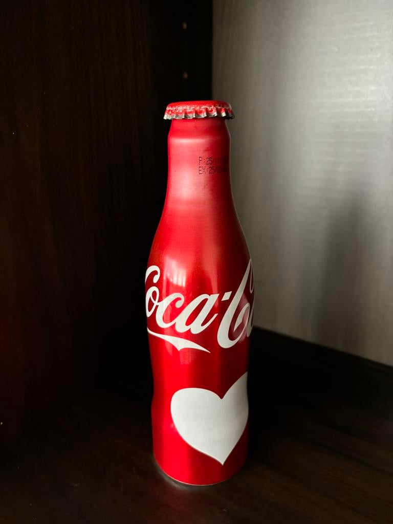 Coca Cola flesje zeldzaam Bahrein leeg aluminium, Ophalen of Verzenden, Zo goed als nieuw, Verpakking