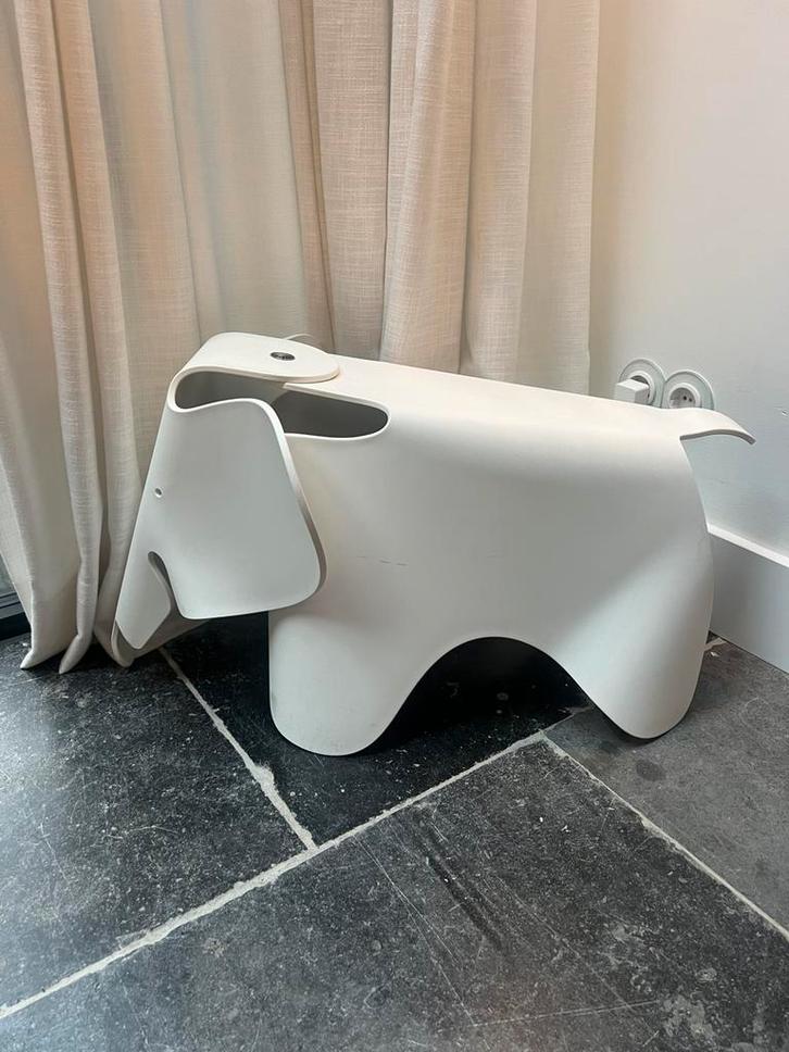 Eames Elephant kruk/ornament wit, Antiek en Kunst, Kunst | Designobjecten, Ophalen