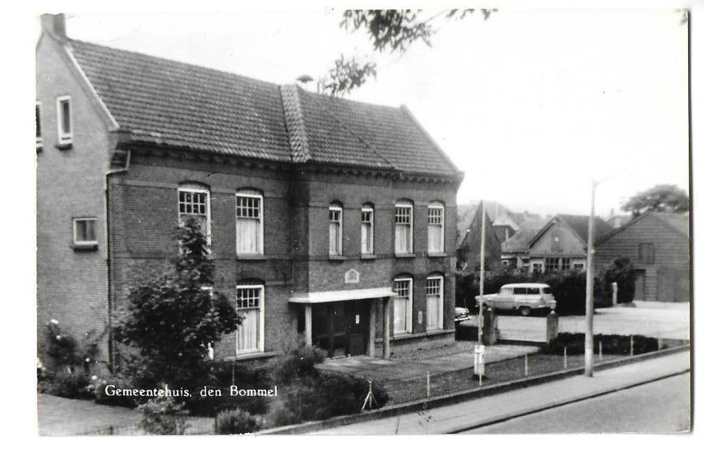 den bommel  goeree-overflakkee  nu mazda garage, Verzenden, 1940 tot 1960, Gelopen, Zuid-Holland
