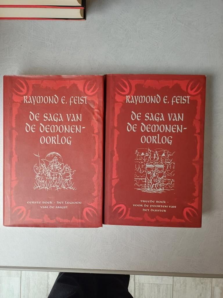De saga van de demonenoorlog, Ophalen of Verzenden, Gelezen, Raymond E. Feist