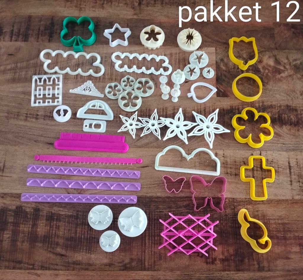 Pakket bakspullen deel 7, Ophalen of Verzenden, Zo goed als nieuw, Taarten, Versiering