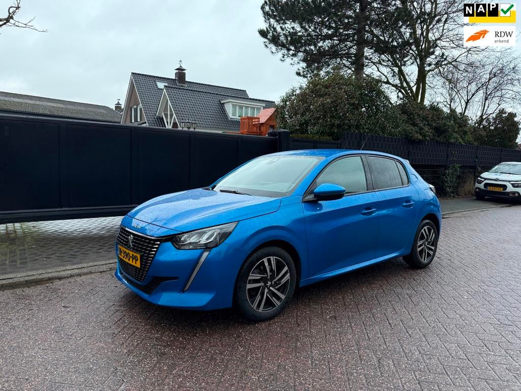 Peugeot 208 1.5 BlueHDi Blue Lease Allure Export price, Auto's, Peugeot, Voorwielaandrijving, Gebruikt, Euro 6, Blauw