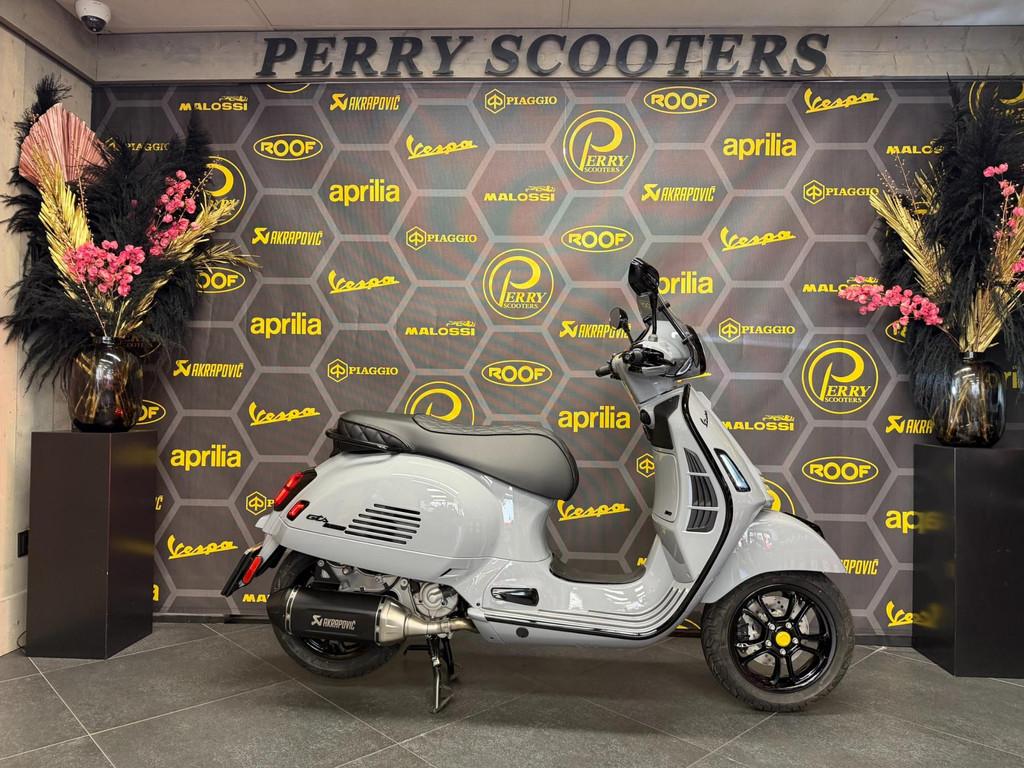 Vespa Scooter GTS 310 SuperSport HPE 2026 Euro5+ Specialpain, Motoren, Scooter, 310 cc, Vespa, Viale Rinaldo Piaggio
56025  Pontedera, IT