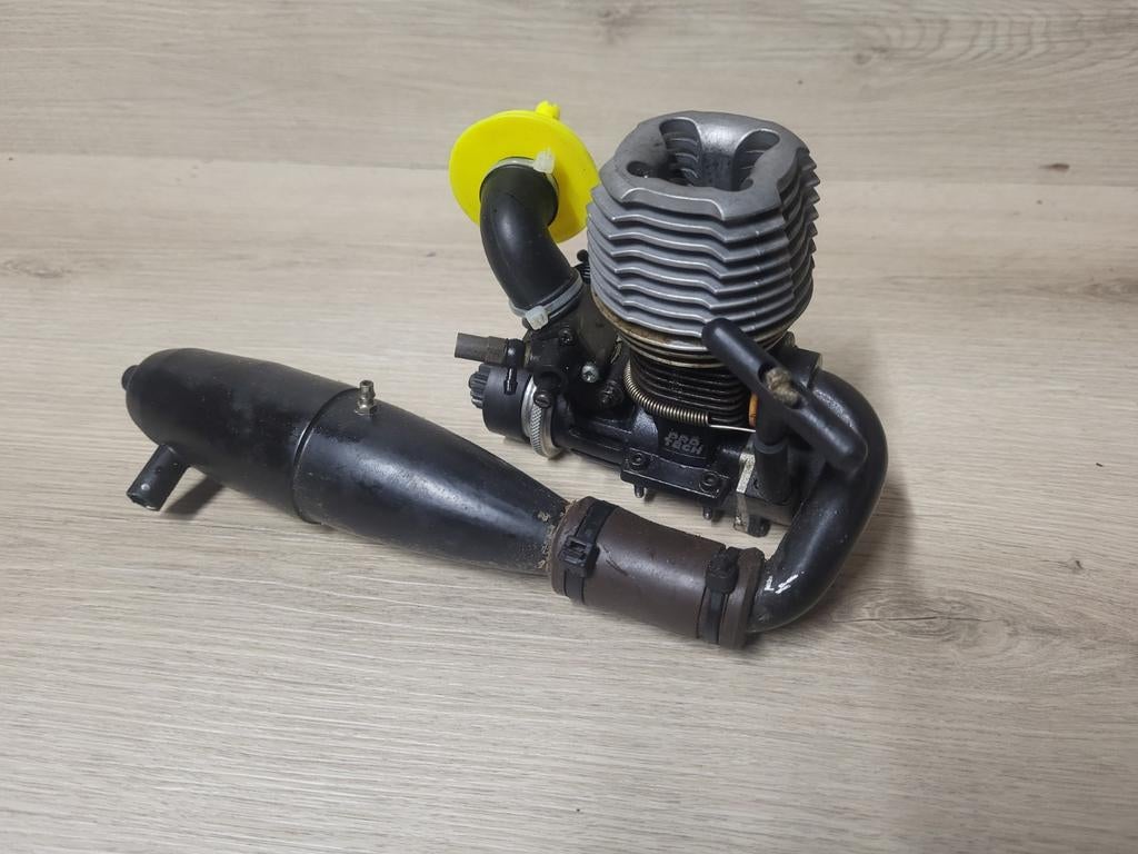 Protech 3.5 cc nitro motortje, Hobby en Vrije tijd, Modelbouw | Radiografisch | Auto's, Ophalen of Verzenden, Zo goed als nieuw