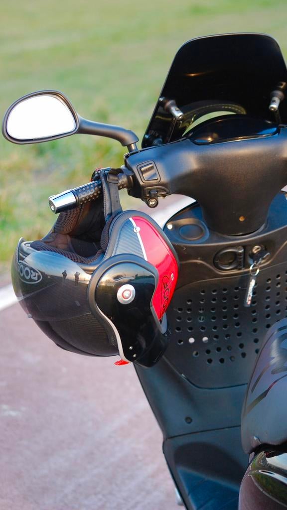 Roof Boxer Carbon Maat S, Fietsen en Brommers, Brommerhelmen, Ophalen of Verzenden, Zo goed als nieuw, Small