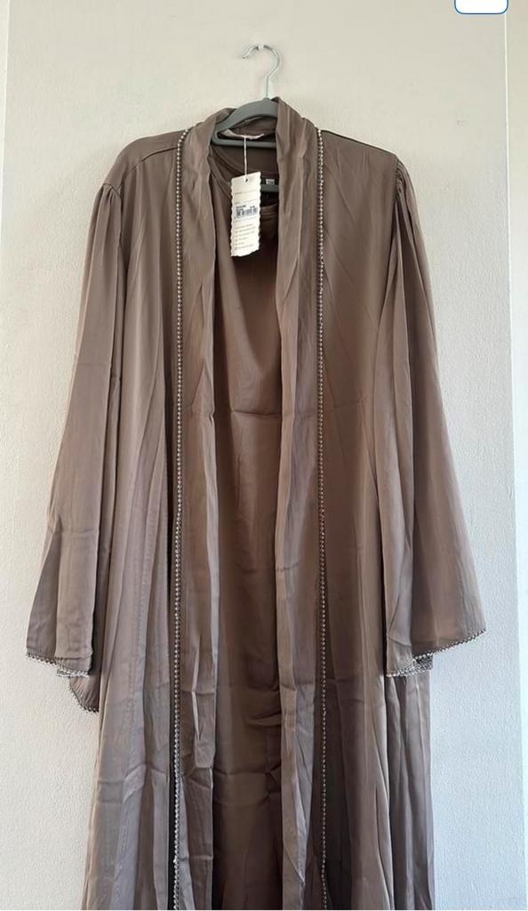 Dubai abaya set tekoop aangeboden, Ophalen of Verzenden, Zo goed als nieuw, Zwart, Rok