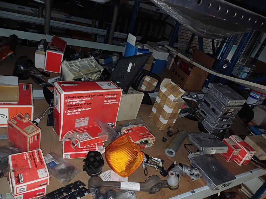 Ex Ford dealer ruimt zijn magazijn op Ford tot 2008, Auto-onderdelen, Ophalen of Verzenden, Gebruikt, Ford