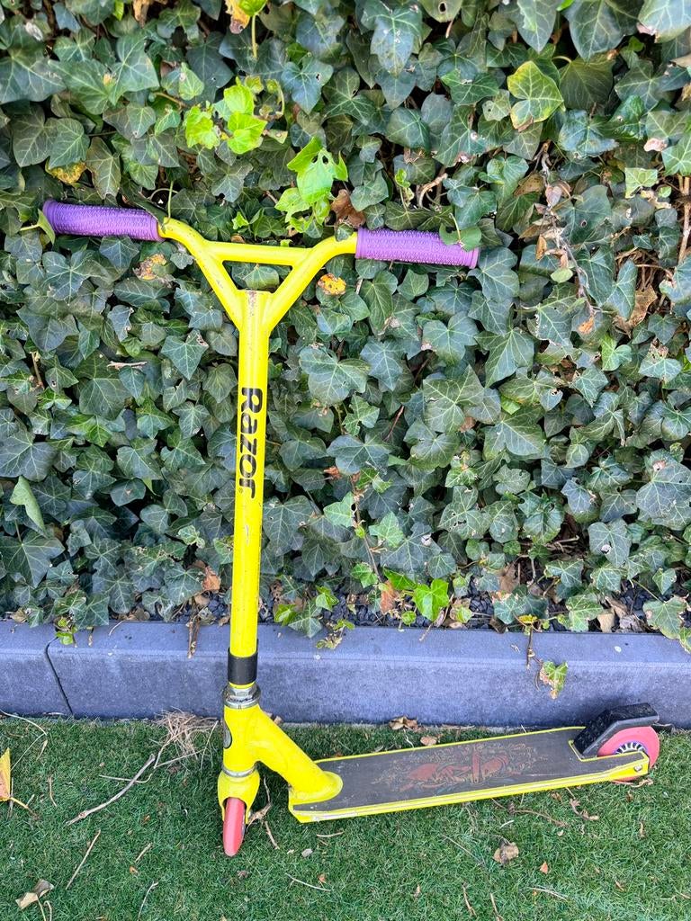 Razor stuntstep, Fietsen en Brommers, Steps, Ophalen, Gebruikt, Gewone step