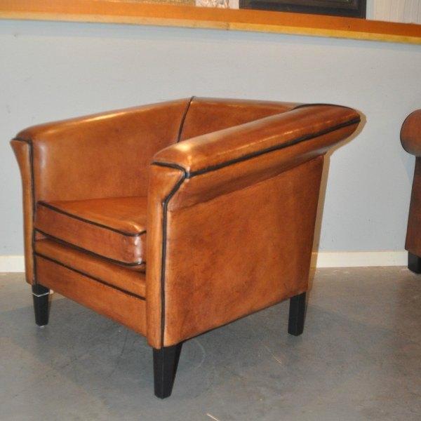 Nieuwe schapenleren fauteuil model Amsterdam, Antiek en Kunst, Antiek | Meubels | Stoelen en Banken, Ophalen of Verzenden