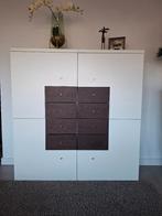 Twee kasten van Hülsta, Ophalen, Eikenhout, Met deur(en), 100 tot 150 cm