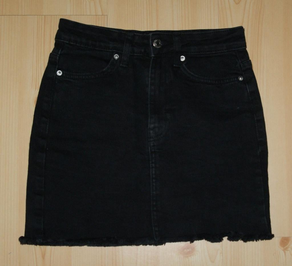 bershka denim zwarte spijkerrok maat 170 (34) met 2 zakken, Kinderen en Baby's, Kinderkleding | Maat 170, Gebruikt, Meisje, Ophalen of Verzenden