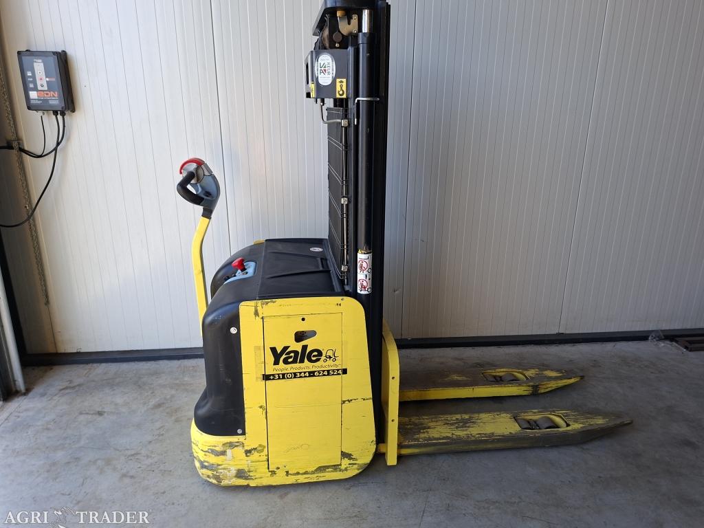 Hyster S1.6 Elektrische stapelaar triplo free lift 4m 1600 k