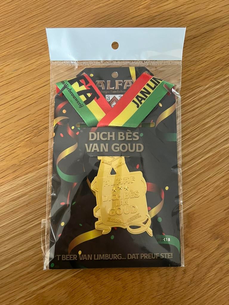 Nieuwe alfa medaille carnaval, Ophalen, Nieuw, Carnaval